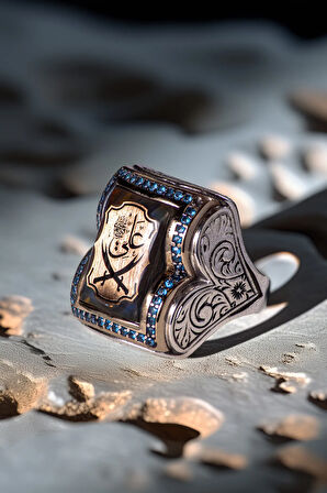 Erkek Zultanit Taşlı Zülfikar Kılıcı İşlemeli Mavi Zirkon Taş Detaylı Yanı Kitap Motifli Gümüş Yüzük