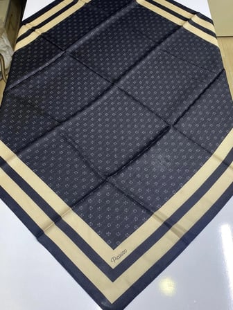 PİCASSO DİGİTAL KRİSTAL EŞARP 5541 01