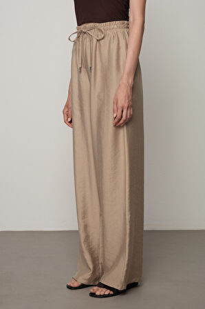 Kadın Düz Renk Beli Lastikli Bol Paça Pantolon