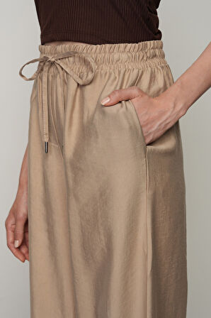 Kadın Düz Renk Beli Lastikli Bol Paça Pantolon