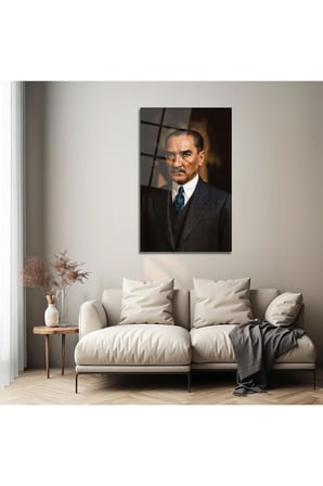 Atatürk Derin Bakışlı Portre Dekoratif Cam Tablo