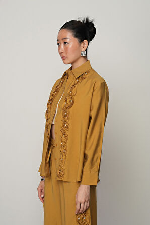 Kadın Gül Ve Taş Şerit İşlemeli Düz Gömlek