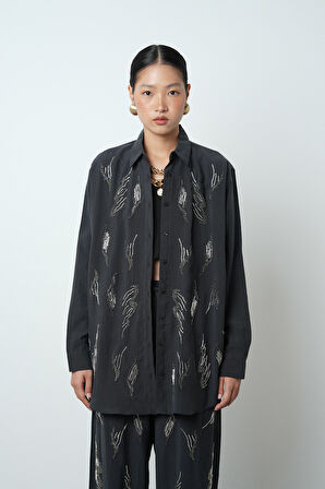 Kadın Önü Taş İşlemeli Düz Renk Oversize Gömlek