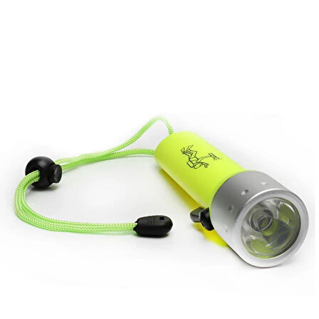 Süper Parlak LED Su Altı Dalış Feneri – Taşınabilir, Su Geçirmez ve Darbeye Dayanıklı El Feneri (5250)