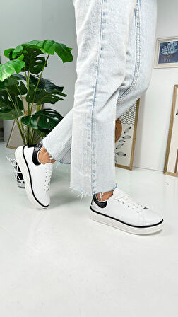 Günlük Kadın Sneaker Spor Ayakkabı Bağcıklı Rahat Hafif Kalın Tabanlı 525G