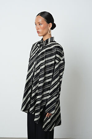 Kadın Siyah Renk Yatay Çizgi Desenli Oversize Uzun Tesettür Gömlek