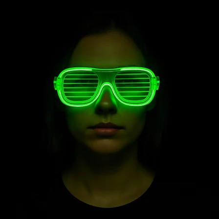 Yeşil LED Işıklı Parti Gözlüğü – Neon Glow Şerit Gözlük 3 Modlu (5264)