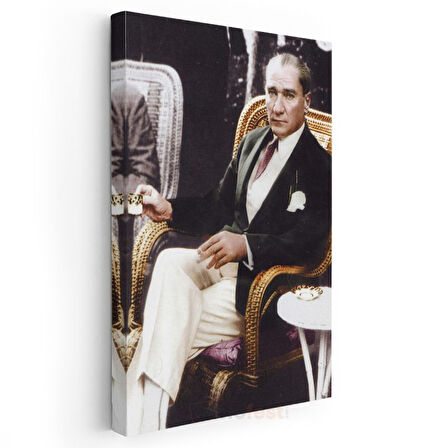 Hasır Koltukta Atatürk - Şık Oturuş Portresi Kanvas Tablo