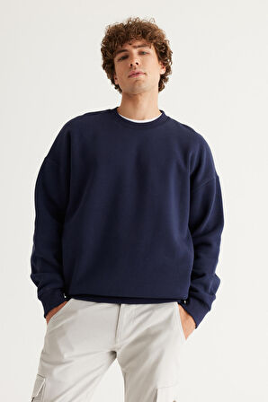 Erkek Lacivert Oversize Fit Bol Kesim Pamuklu Içi Polarlı 3 Iplik Bisiklet Yaka Sweatshirt