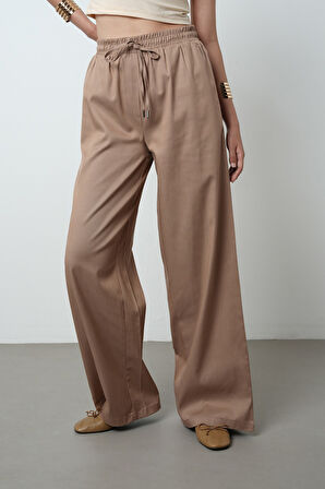 Kadın Bol Paça Beli Lastikli Düz Renk Pantolon