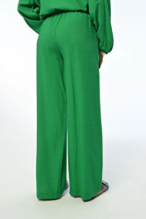 KADIN RAHAT KALIP BOL PAÇA BELİ LASTİKLİ DÜZ RENK PANTOLON