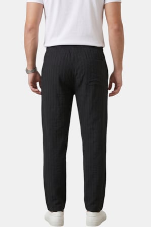 DeepSEA Siyah Çizgi Dokulu Rahat Kesim Yazlık Spor Pantolon – Hafif Kumaş Modern Tasarım 2600263