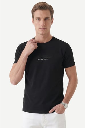 DeepSEA Erkek Siyah Rahat Kalıp Bisiklet Yaka Yumuşak Dokulu Basic Tişört 2604355