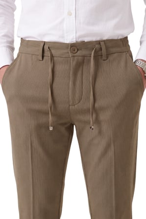 DeepSEA Erkek Slim Fit Çizgili Açık Kahve Kumaş Pantolon – İpli Esnek Bel Likralı Spor Pantolon 2700240