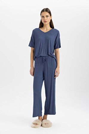DeFacto Regular Fit V Yaka Kısa Kollu Casual Pijama Üstü-Fall in Love B6181AX24SPIN113