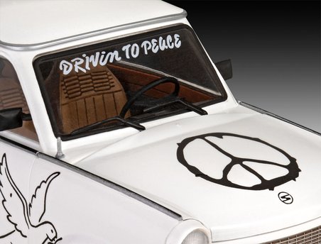 Adore Oyuncak Revell Model Set Trabant 601S Model Araba VBA67713