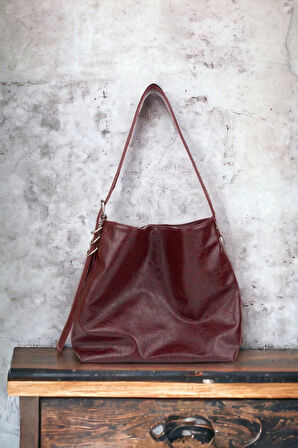 Shine Bordo Yan Metal Detaylı Kırışık Desen Shopper Omuz Çantası