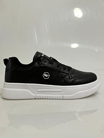 2933 Wickers Siyah-Beyaz Cilt Bağcıklı Bayan Spor Ayakkabısı