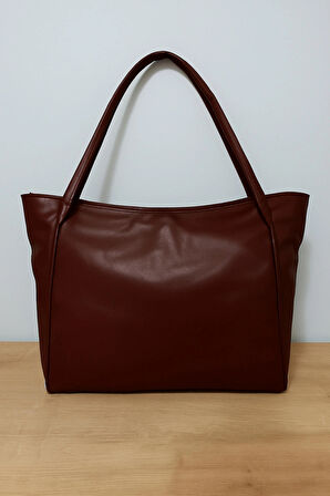 Geniş Şık Kadın Deri Omuz Çantası