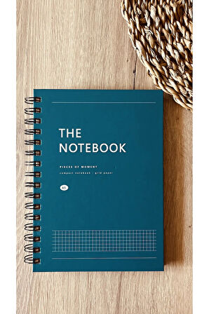 Sert Mukavva Kapaklı Spiralli 80 Yaprak Kareli A5 Defter (Peacock Blue Kapak Rengi)