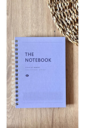 Sert Mukavva Kapaklı Spiralli 80 Yaprak Kareli A5 Defter (Lavander Kapak Rengi)