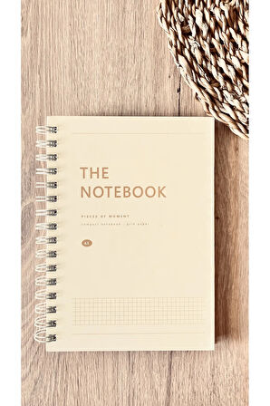 Sert Mukavva Kapaklı Spiralli 80 Yaprak Kareli A5 Defter (Banana Milk Kapak Rengi)