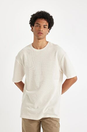 DeFacto Comfort Regular Fit Rahat Kesim Bisiklet Yaka Kısa Kollu Ağır Kumaş Basic Düz Tişört B4444AX24AUBG714
