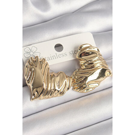 Pirinç Gold Renk İşlemeli Kalp Model Kadın Küpe