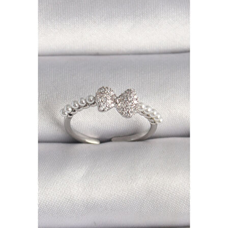 Pirinç Gümüş Renk Zirkon Taşlı Fiyonk İnci Detay Ayarlanabilir Yüzük