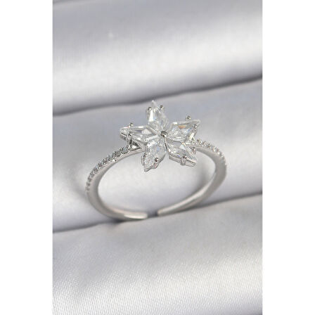 Pirinç Gümüş Renk Zirkon Taşlı Yıldız Model Ayarlanabilir Kadın Yüzük