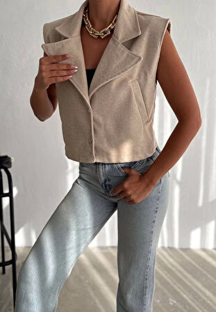 Önü çıtçıtlı cepli kaşe yelek bej f2253