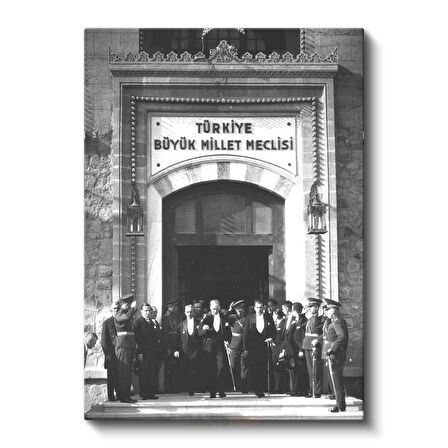 Meclis Kapısında Atatürk - Tarihi Fotoğraf Kanvas Tablo