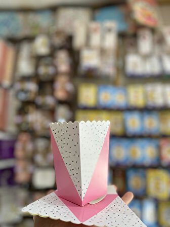 PEMBE DESENLİ MISIR, ÇEREZ, CİPS, POPCORN KUTUSU 8 ADET