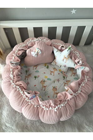 Pembe Örgü Ve Geyik Desen Kombinli Tasarım Açılır - Kapanır Oyun Minderi Babynest Bebek Yuvası