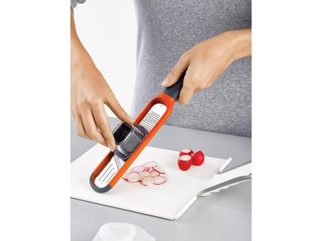  Joseph Joseph 20048 Handi-Grate 2'si 1 Arada Mini Rende ve Dilimleyici, Turuncu