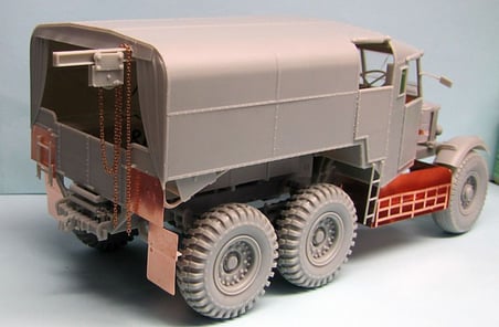 Thunder Model 1/35 35202 British Scammell Pioneer R100 artillery tractor