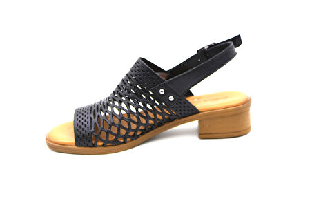 Castle Black 45217 Kadın Sandalet