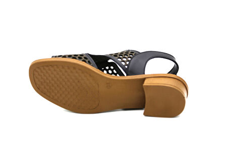 Castle Black 45218 Kadın Sandalet