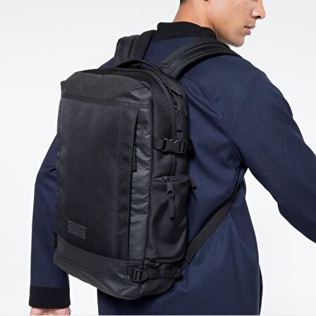 Eastpak Tecum M CNNCT Coat Notebook Laptop Sırt Çantası EK91D80W