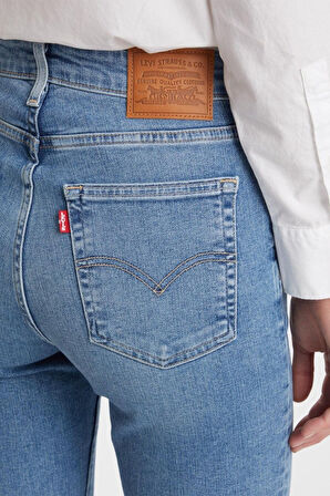 Levi's Kadın 725™ High Rise Bootcut Pantolon - 18759-0116