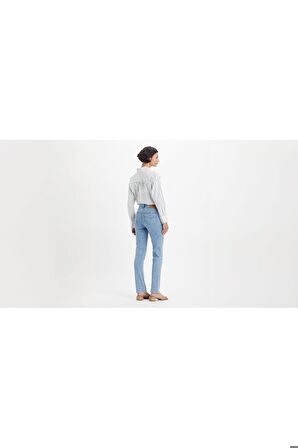 Levi's Kadın 724 High Rise Straight Pantolon - 18883-0233