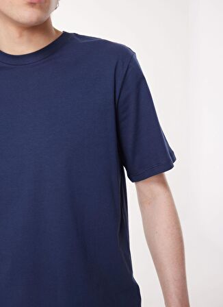 Levis Bisiklet Yaka Düz Mavi Erkek T-Shirt A9437-0001_CLASSIC RELAXED TEE NAVA