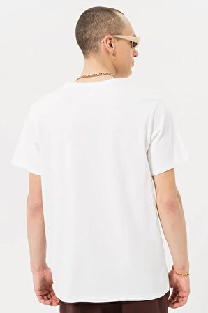 Levi's Erkek Beyaz Relaxed Fit T-shirt - A7772-0006