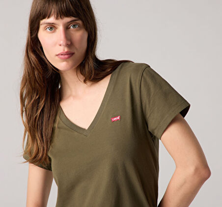 KADIN V YAKA YEŞİL T-SHİRT 85341-0105