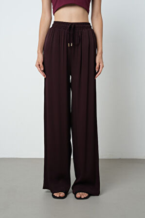 Kadın Düz Renk Altın Rengi Bağcık Detaylı Bol Paça Beli Lastikli Pantolon