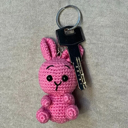 Uretti-VENHAR7589 - El Örgüsü Amigurumi Sevimli Tavşan Anahtarlık - Pembe