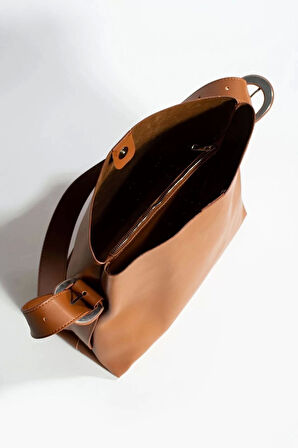 Nastroy Büyük Boy Kemer Detaylı Çıt Çıt Kapamalı Shopper Taba Cilt Trend Kadın Omuz Çantası