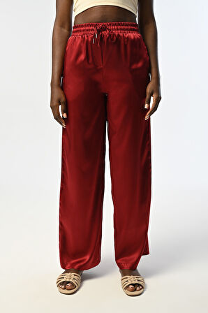 KADIN BELİ LASTİKLİ BOL PAÇA BORDO RENK DÜZ SATEN PANTOLON