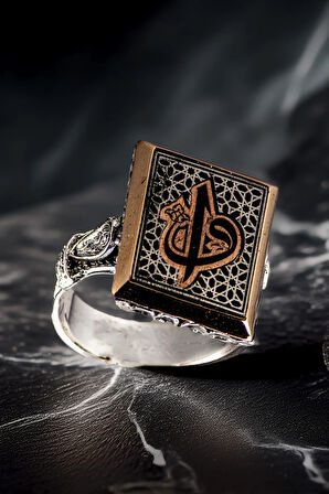 Erkek Vav Elif İşlemeli Yanı Damla Motifli Dikdörtgen Model 925 Ayar Gümüş Yüzük