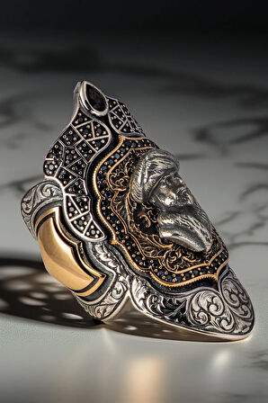 Erkek Mevlana Kabartmalı Siyah Zirkon Taşlı Erkek Gümüş Yüzük Zihgir Model